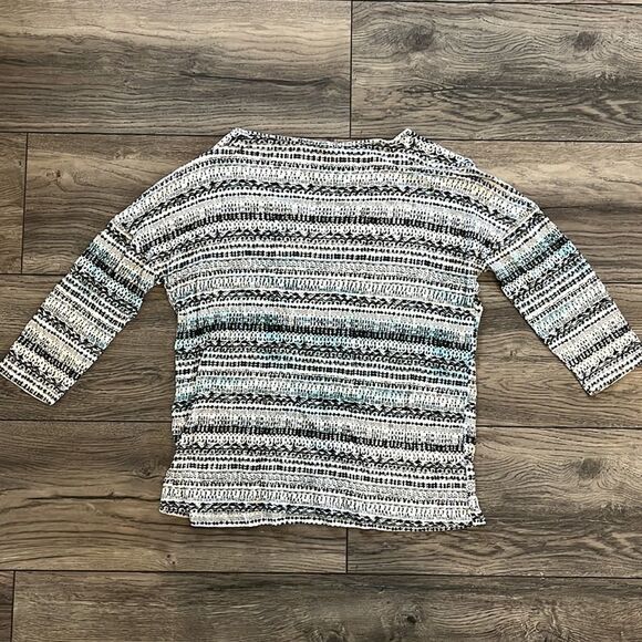 Forever 21 Top  - Picture 3 of 3